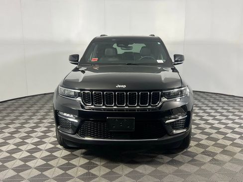 Used 2024 Jeep Grand Cherokee Limited image 11