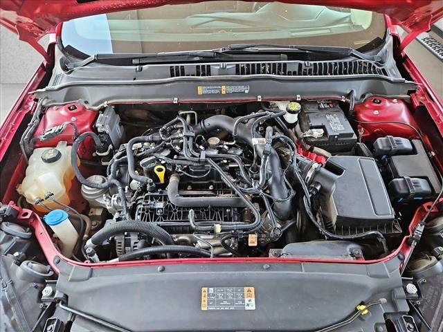 Used 2020 Ford Fusion SE FWD image 23