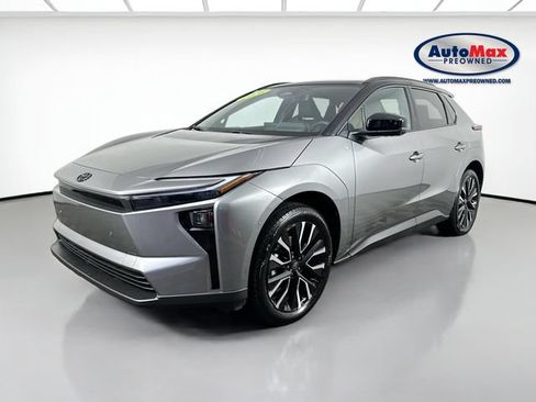 Used 2026 Toyota bZ AWD/4WD image 5