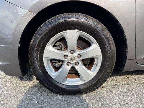Used 2012 Toyota Sienna LE FWD image 10