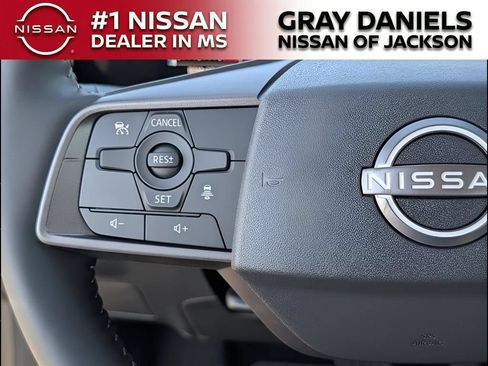 New 2026 Nissan Sentra SV w/ SV Convenience Package FWD image 9