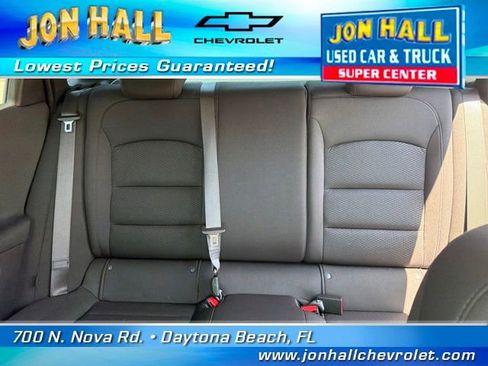 Used 2023 Chevrolet Malibu LS image 21