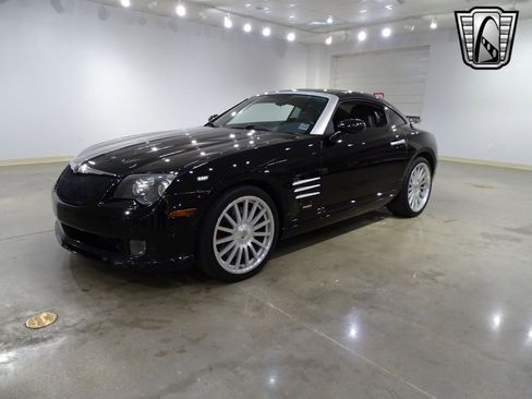 Used 2005 Chrysler Crossfire SRT-6 image 2
