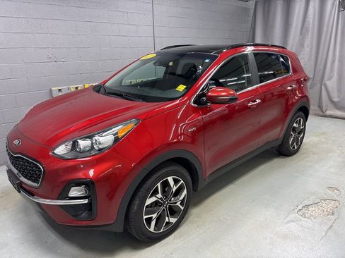 Used 2022 Kia Sportage EX image 32