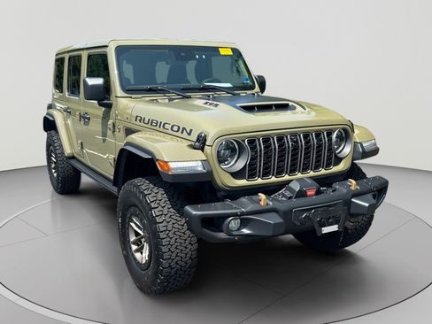 Used 2025 Jeep Wrangler Unlimited Rubicon 392 AWD/4WD image 9
