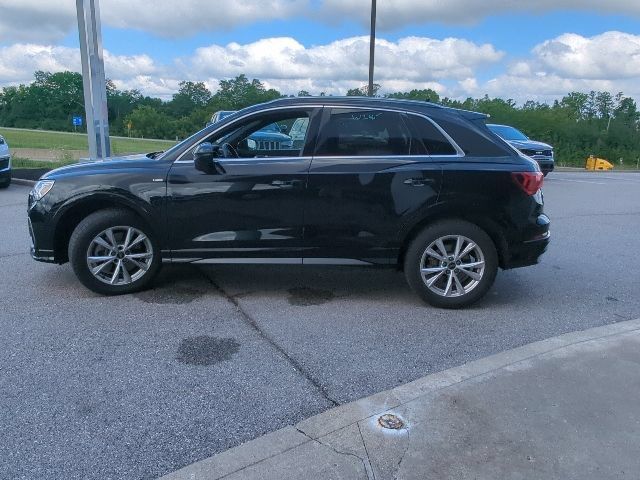 Used 2025 Audi Q3 2.0T Premium AWD/4WD image 29