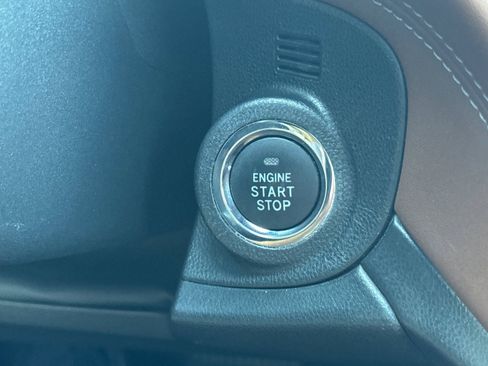 Used 2021 Subaru Outback Touring XT image 30