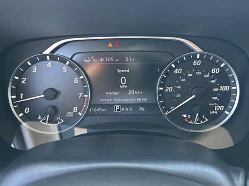 Used 2024 Nissan Frontier SV w/ SV Convenience Package image 27