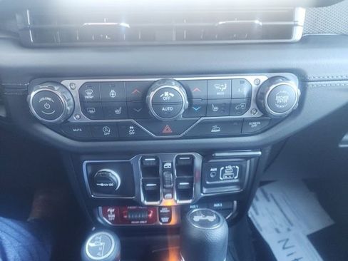 New 2026 Jeep Wrangler Rubicon image 6