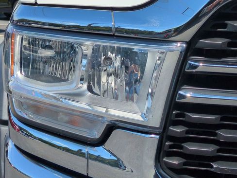 Used 2022 RAM 4500 SLT w/ Quick Order Package 2YG SLT AWD/4WD image 13