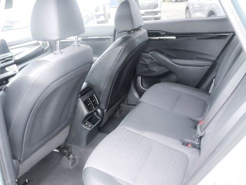 Used 2025 Kia Seltos S AWD/4WD image 26