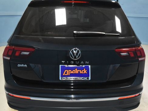 Used 2024 Volkswagen Tiguan S image 25