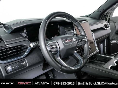 Used 2024 GMC Acadia Elevation w/ Luxury Package image 4