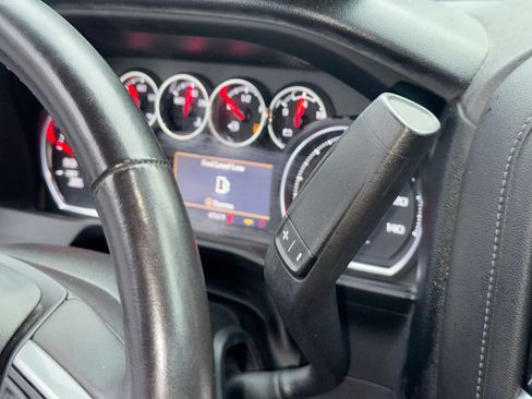 Used 2022 Chevrolet Silverado 1500 LT RWD image 23