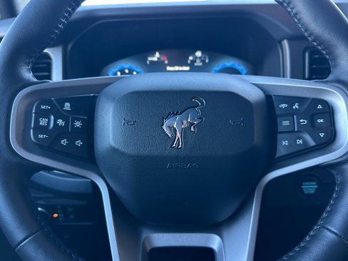 New 2025 Ford Bronco Badlands image 24