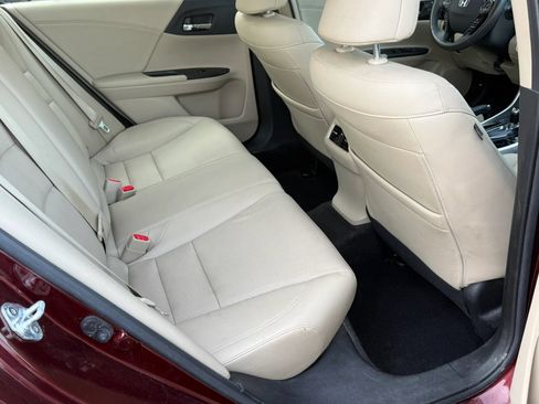 Used 2017 Honda Accord EX-L image 9