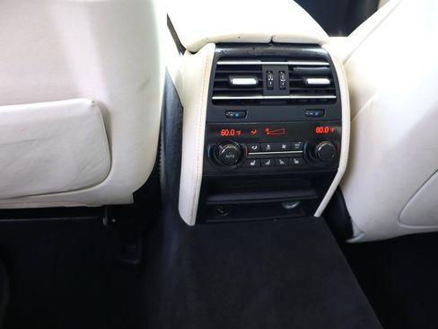 Used 2013 BMW 750Li RWD image 22