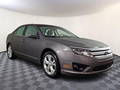 Used 2012 Ford Fusion SE image 1
