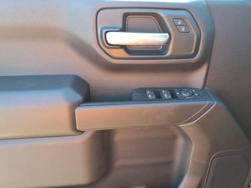 New 2026 Chevrolet Silverado 1500 Custom Trail Boss w/ LPO, Dark Essentials Package AWD/4WD image 13