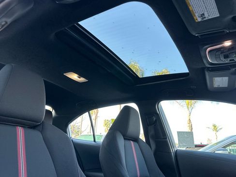 Used 2025 Toyota Corolla SE image 16