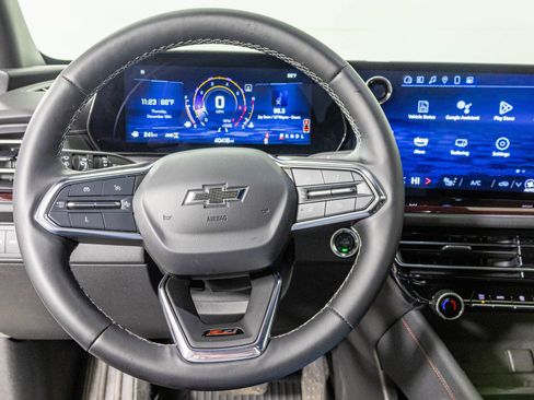 Used 2024 Chevrolet Traverse Z71 w/ LPO, Floor Liner Package image 28