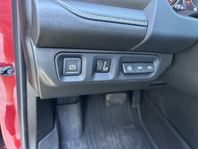 Used 2023 GMC Acadia Denali w/ Denali Technology Package AWD/4WD image 25