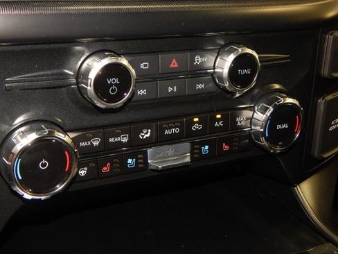 New 2025 Ford F150 Lariat w/ Equipment Group 501A Mid image 24