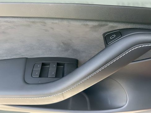 Used 2022 Tesla Model 3 Long Range image 27