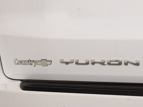 Used 2023 GMC Yukon XL Denali w/ Denali Reserve Package AWD/4WD image 24
