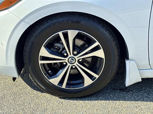 Used 2020 Nissan Sentra SV w/ Trunk Package FWD image 19