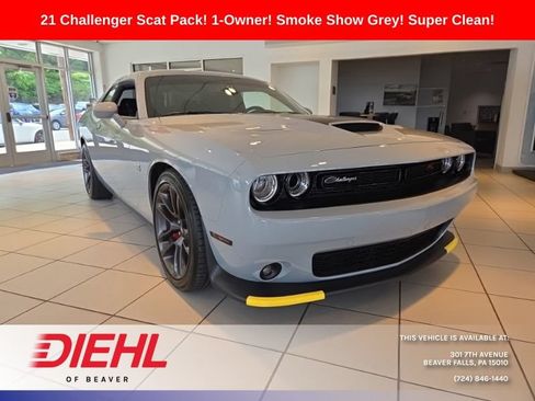 Used 2021 Dodge Challenger R/T Scat Pack w/ Driver Convenience Group RWD image 1