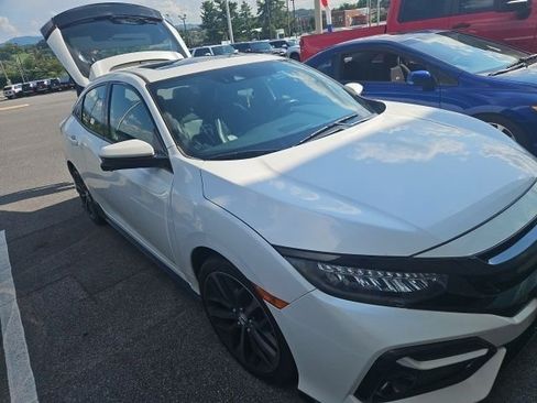 Used 2021 Honda Civic Sport Touring image 2
