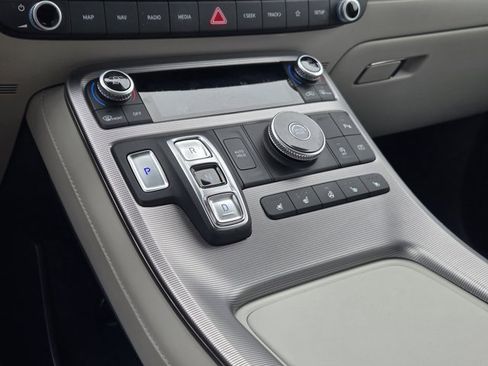 Used 2025 Hyundai Palisade Calligraphy image 19