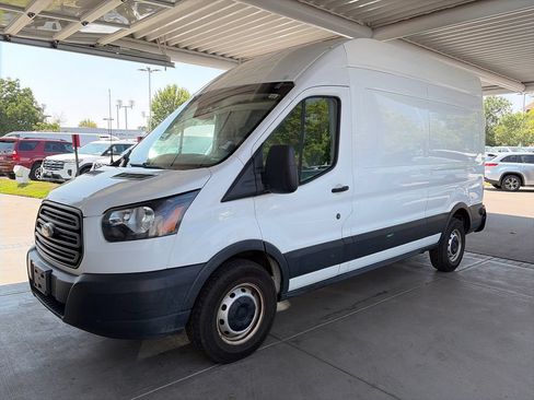 Used 2019 Ford Transit 250 148 High Roof RWD image 3