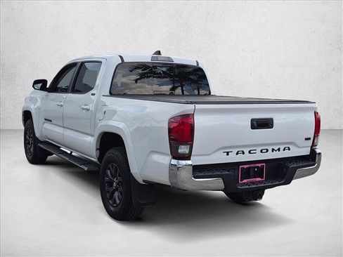 Used 2020 Toyota Tacoma SR5 RWD image 7