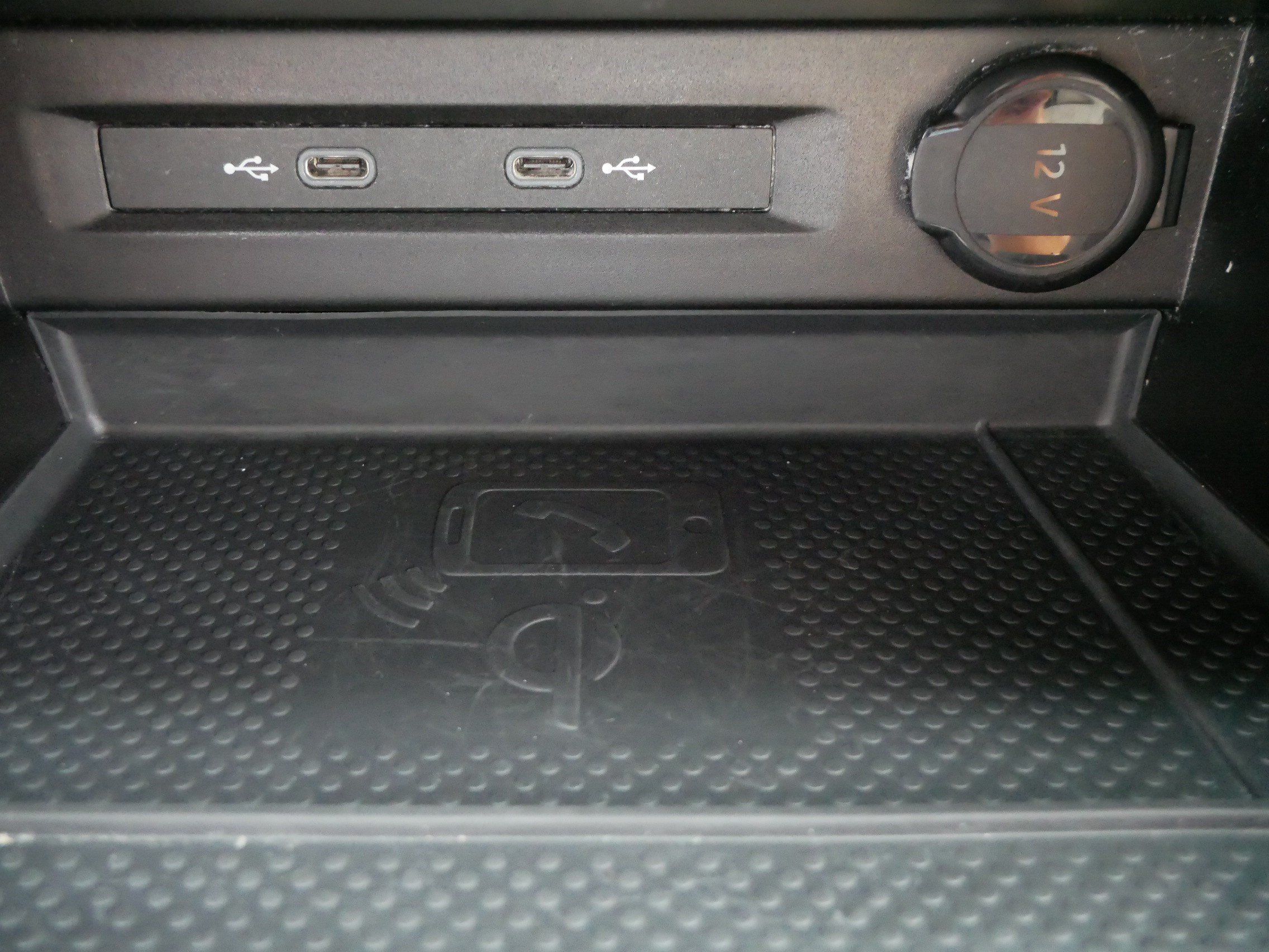 Certified 2023 Volkswagen Tiguan SE R-Line AWD/4WD image 27