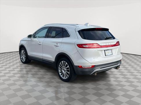 Used 2017 Lincoln MKC Reserve image 4
