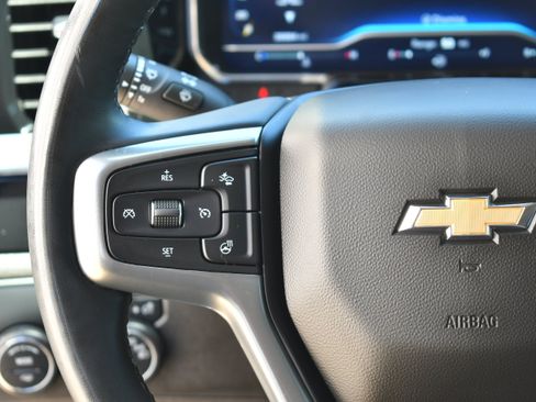 Used 2023 Chevrolet Silverado 1500 LT RWD image 18
