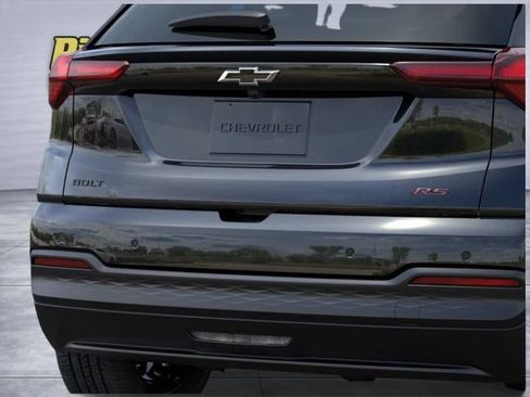 New 2027 Chevrolet Bolt RS w/ Super Cruise Package FWD image 14