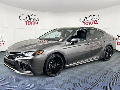 Used 2023 Toyota Camry XSE image 2