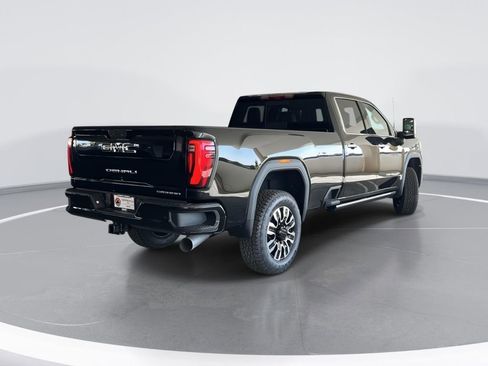 New 2026 GMC Sierra 2500 Denali Ultimate image 3
