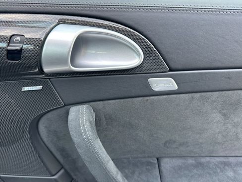 Used 2008 Porsche 911 GT2 image 18