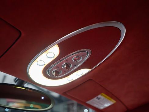 Used 2008 Bugatti Veyron AWD/4WD image 19