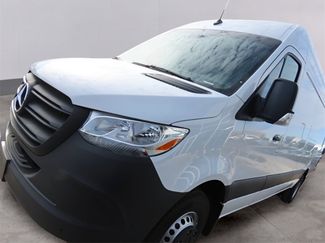 Used 2024 Mercedes-Benz Sprinter 3500 video 2