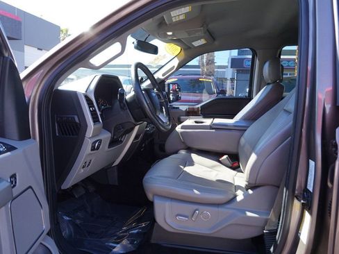 Used 2018 Ford F150 Lariat image 16