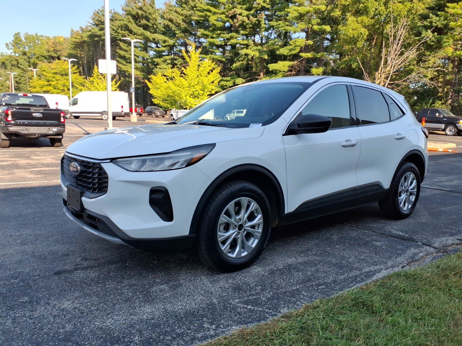 Used 2024 Ford Escape Active AWD/4WD image 5