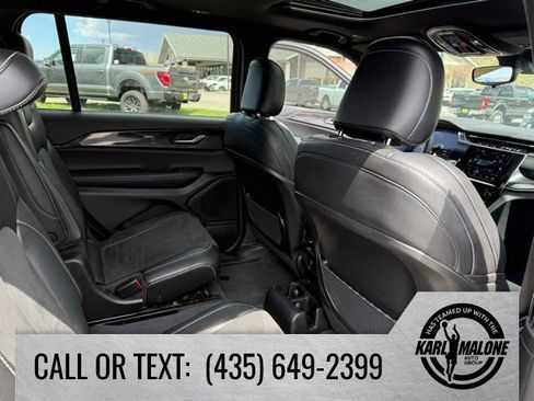 Used 2023 Jeep Grand Cherokee L Laredo AWD/4WD image 35