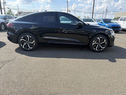Used 2024 Audi Q8 e-tron Prestige w/ Prestige Package AWD/4WD image 6