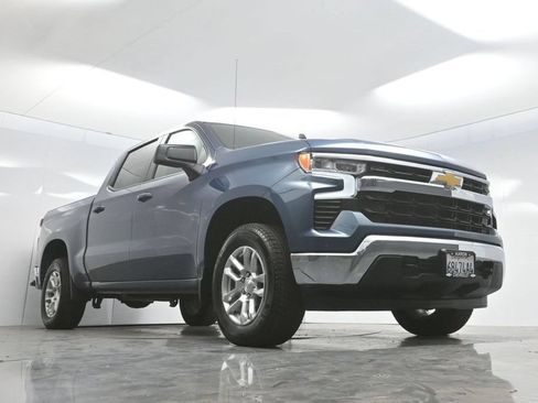 Used 2024 Chevrolet Silverado 1500 LT AWD/4WD image 60