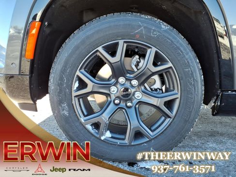 New 2026 Jeep Grand Wagoneer L Limited w/ Premium Group II AWD/4WD image 7